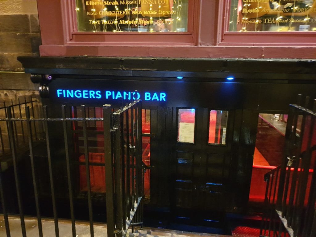 Fingers Piano Bar entryway