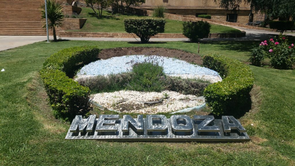 Mendoza sign